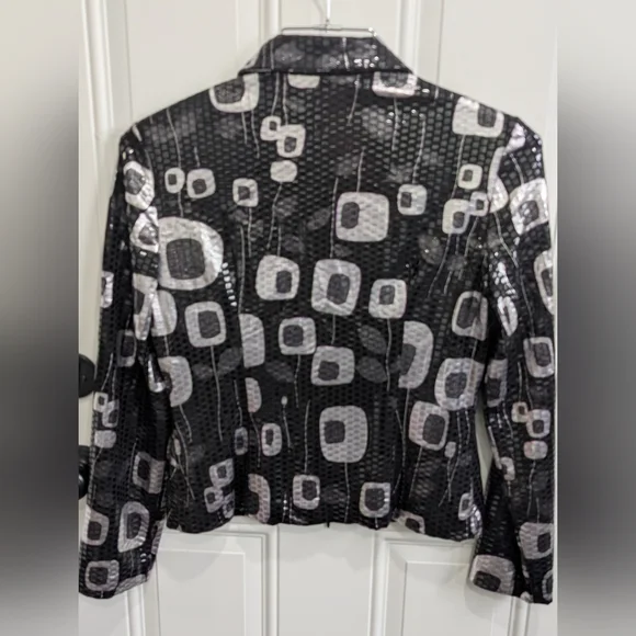 Joseph Ribkoff Monochrome Geometric Blazer - Picture 3 of 5
